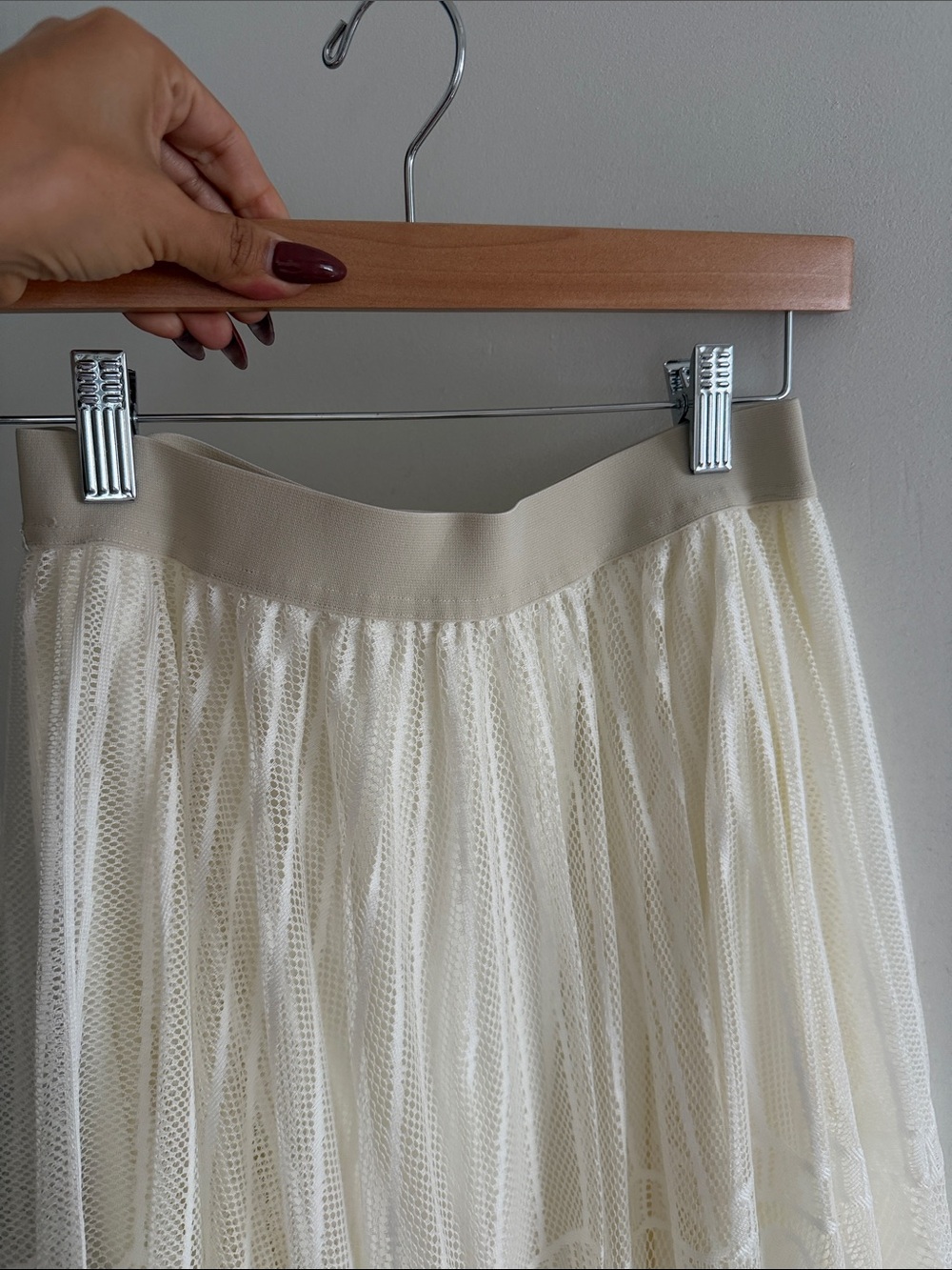 Lace Pleated Midi Skirt - Picture 4 of 5